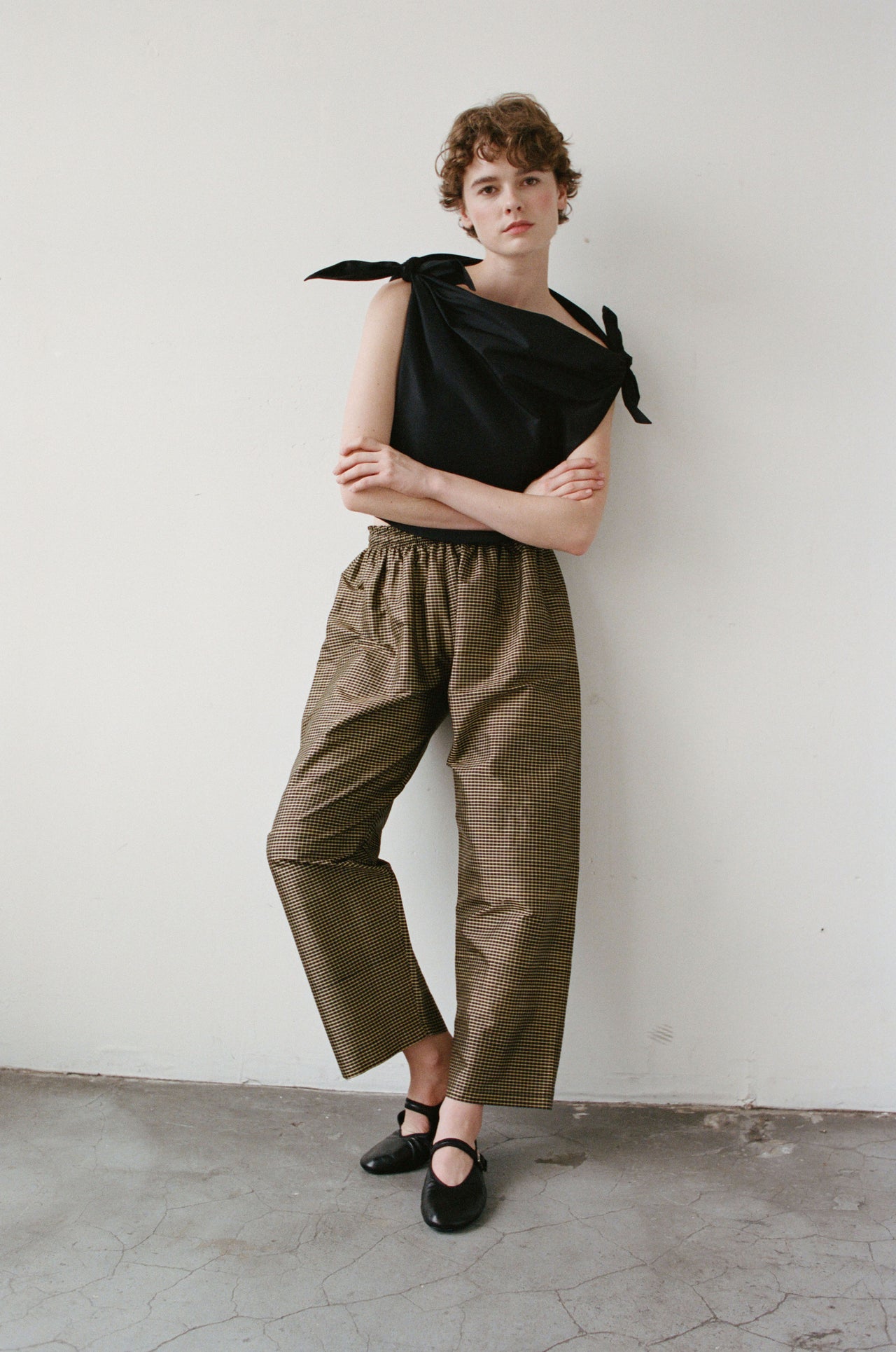 SWAN TOP — BLACK
