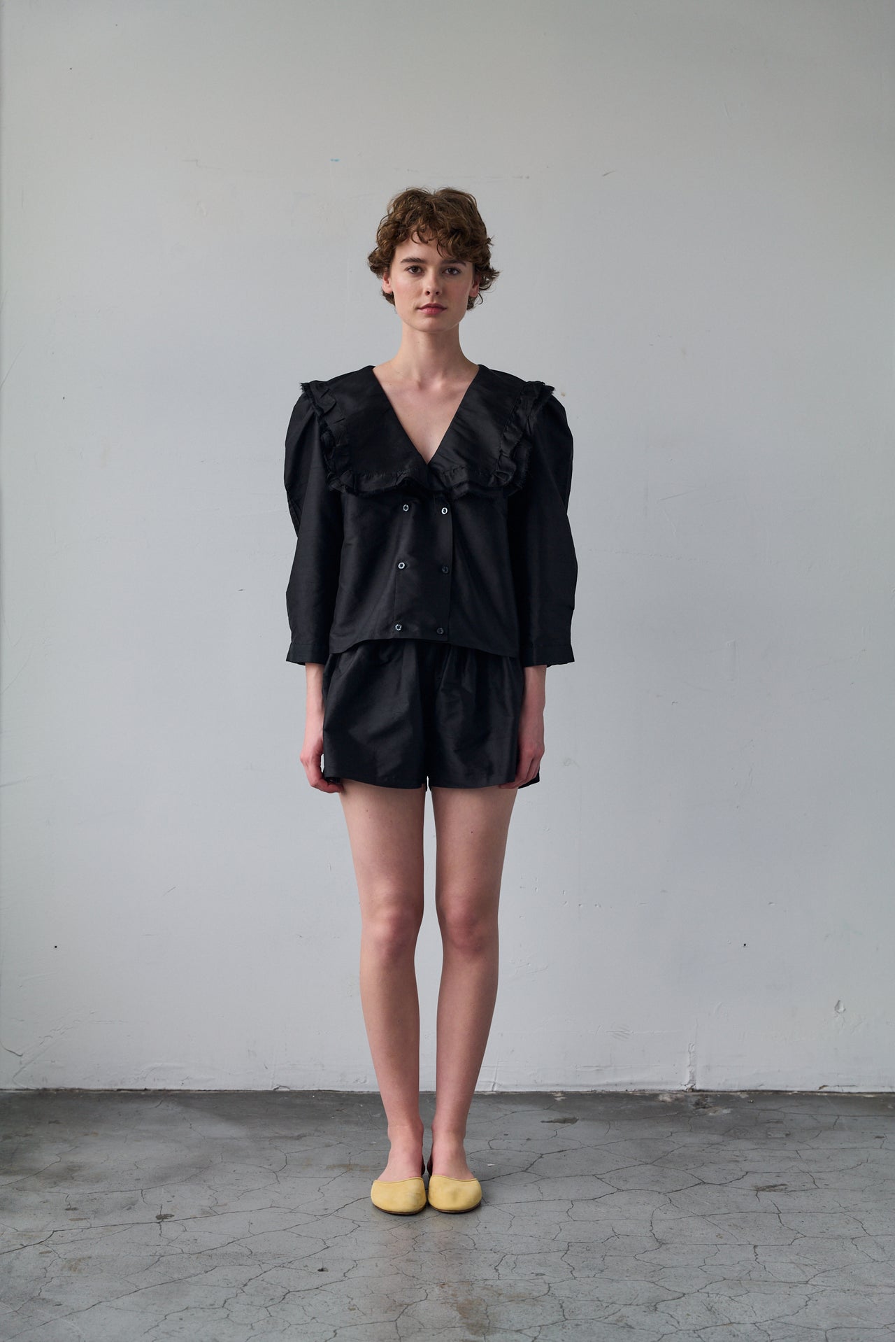 VIENNA BLOUSE — BLACK