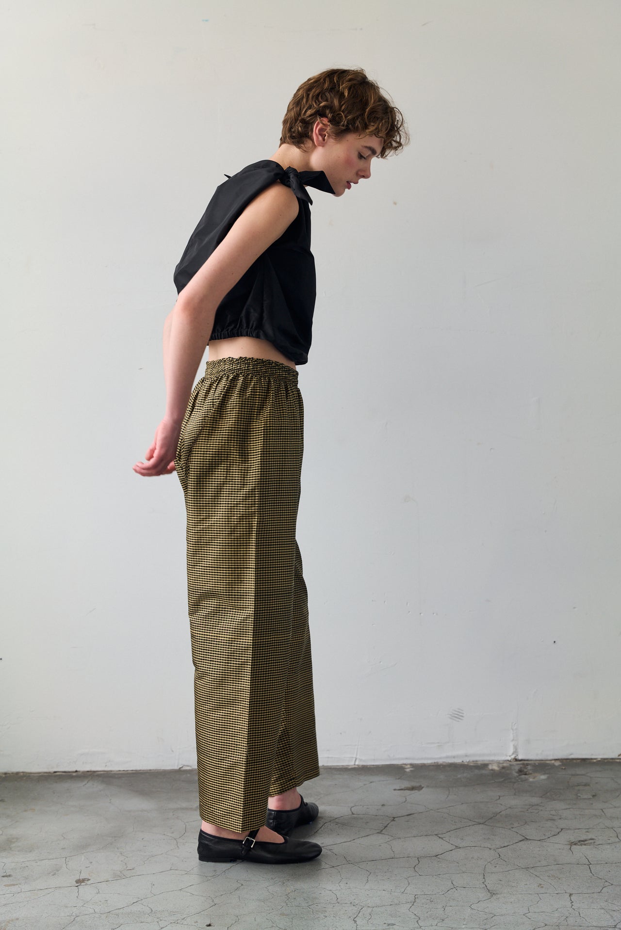 SWAN TOP — BLACK