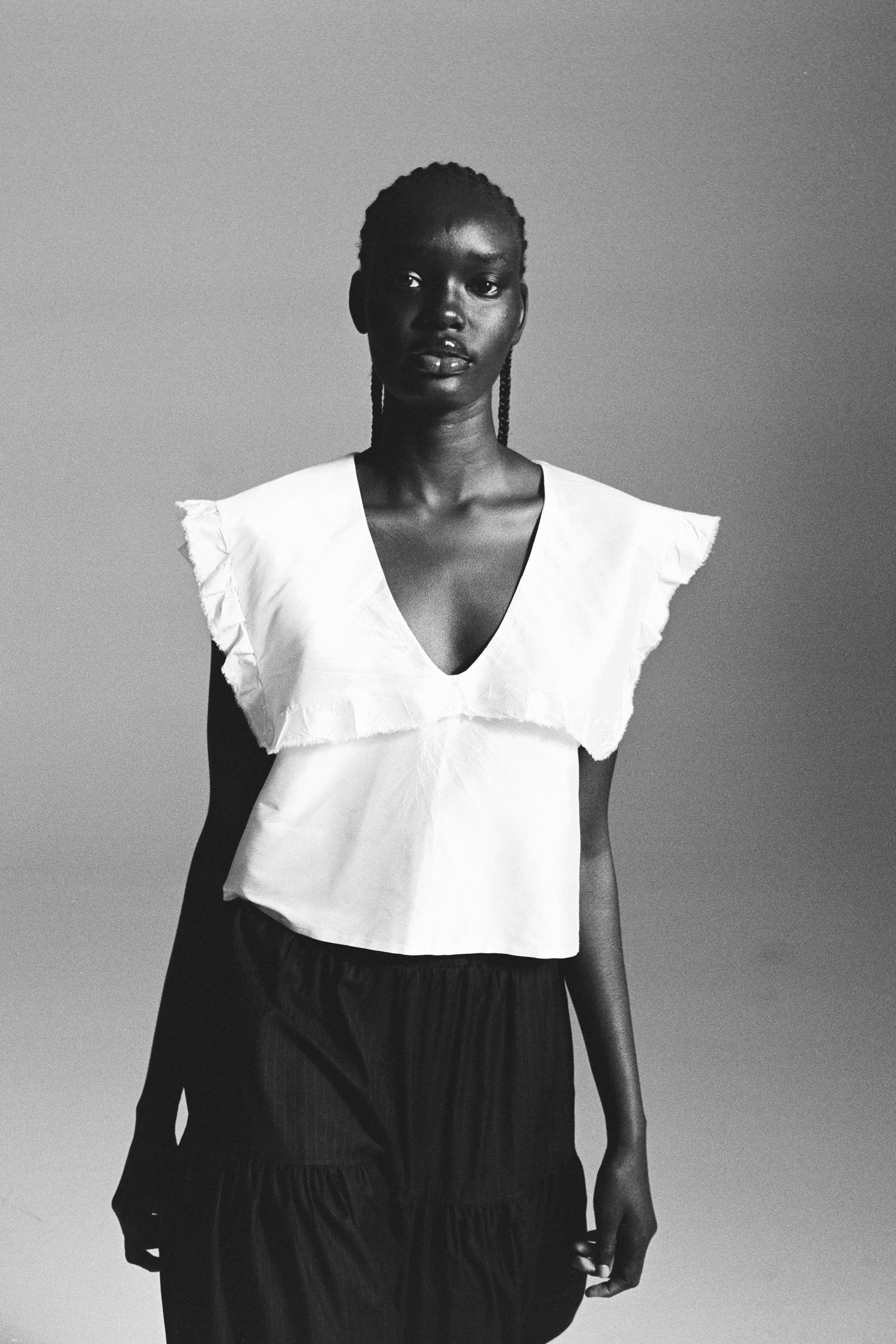 GALLERY BLOUSE — WHITE